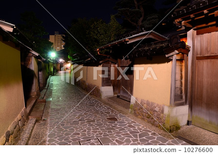 Evening view of the ruins of Nagamachi samurai residence [side] 10276600