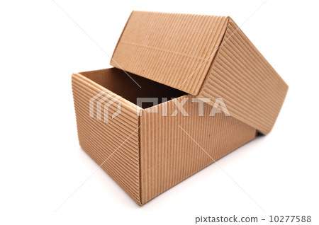 Empty cardboard box on a white background 10277588