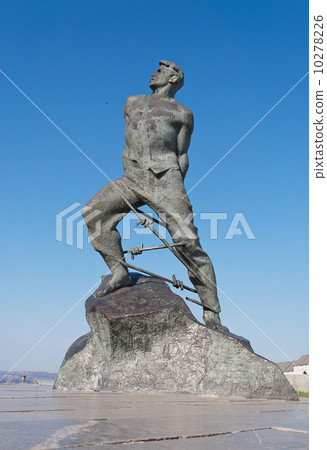 Monument to the Soviet Tatar poet and resistance fighter Musa Dz Monument to the Soviet Tatar poet and resistance fighter Musa Dz 10278226