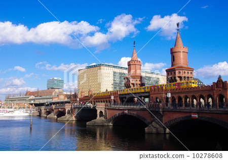 Berlin overbaum bridge Berlin overbaum bridge 10278608
