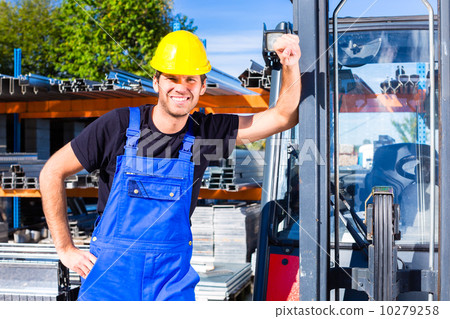 Builder with site pallet transporter or lift fork truck 10279258