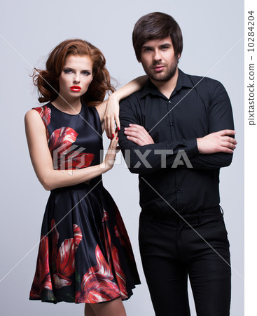 Portrait of luxury young couple in love 10284204
