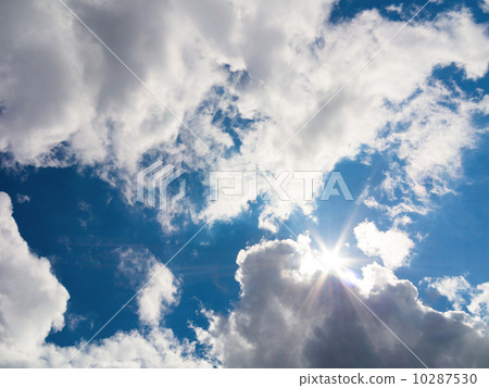 Blue sky and clouds Blue sky and clouds 10287530