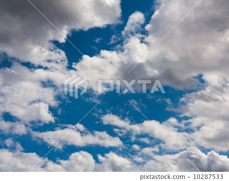 Blue sky and clouds Blue sky and clouds 10287533