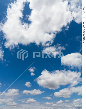  Blue sky and clouds 10287536