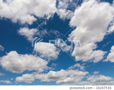  Blue sky and clouds 10287538