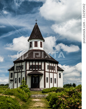 Catholic chapel in Korenov 10295442