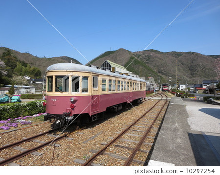 One-way railway in Okayama prefecture 10297254