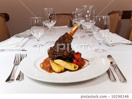 Lamb knuckle 10298146