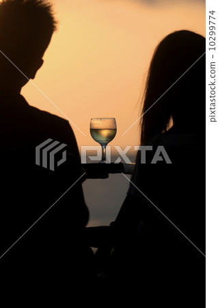 夫妻形象 10299774