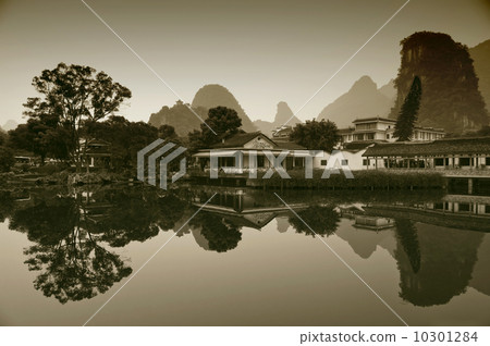 Yang Shuo, Guilin, China Yang Shuo, Guilin, China 10301284