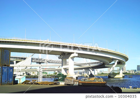 東京灣和彩虹橋 10304035