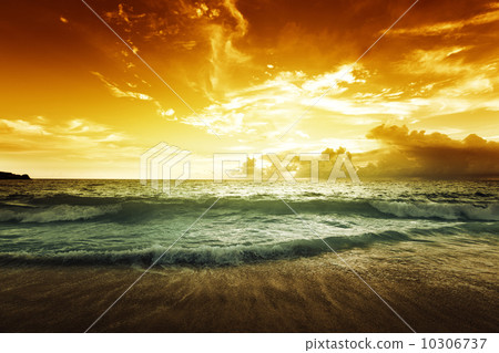 sunset on Seychelles beach 10306737
