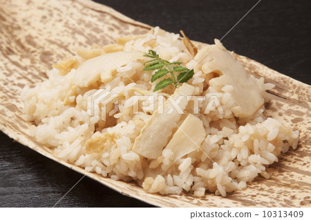 Bamboo shoot rice 10313409