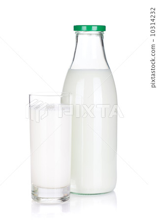 Bottle and glass of milk 10314232