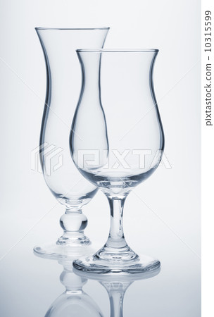 Tropical cocktail glasses 10315599