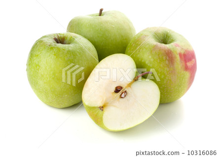 Three and half ripe apples 10316086