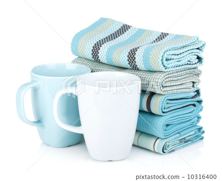 Kitchen towels and tea cups Kitchen towels and tea cups 10316400