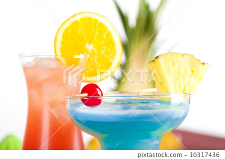 Two tropical cocktails 10317436