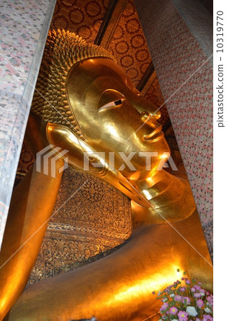 Nirvana of Wat Pho 10319770