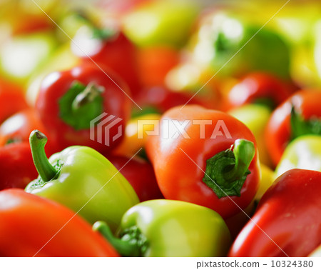 Fresh sweet peppers. Vegetable background 10324380