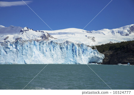 從觀光船Pelito Moreno冰川 10324777