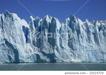 從觀光船Pelito Moreno冰川 10324779