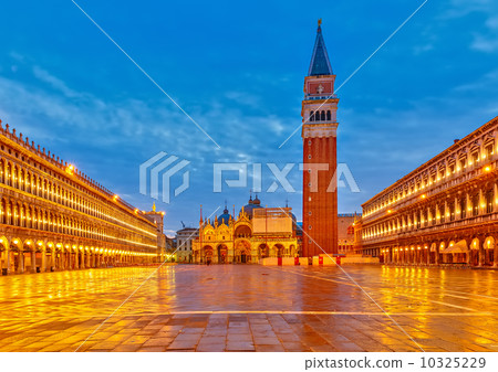 Piazza San Marko, Venice 10325229