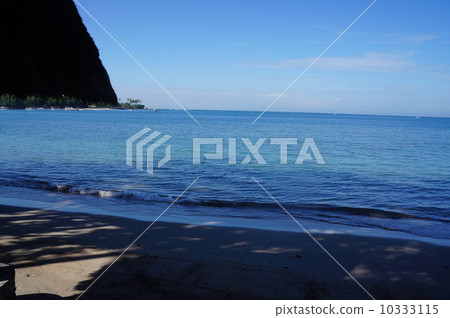 Sea of Lombok Sea of Lombok 10333115
