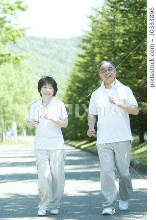 Senior couple doing jogging Senior couple doing jogging 10333896
