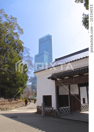 Abou no Harakasu (height 300 m, 60 stories) in Japan (Tennoji Park, photographed from the former Kuroda clan Kurajiki Nagayamon) 10334055