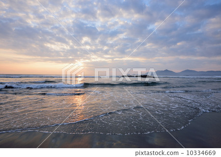 海雲彩雲彩 10334669