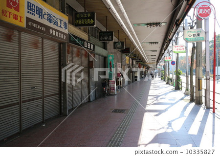 Atsuta Jingumae shopping street 10335827
