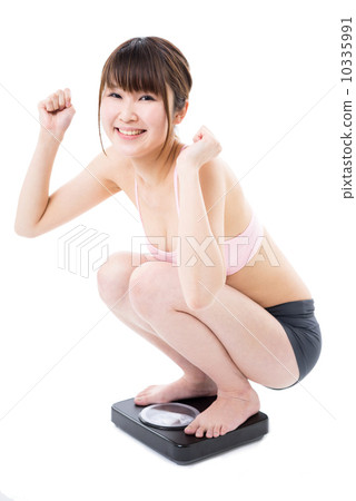 一個規模的女人 一個規模的女人 10335991