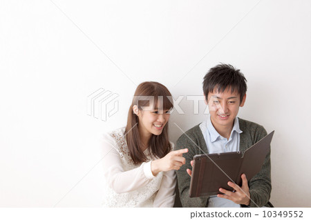 正在尋找的男人和女人 10349552