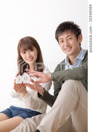 Young men and women 10349564