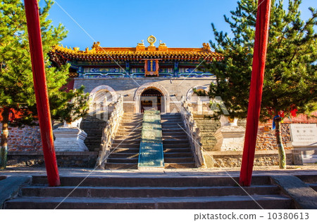 Mount Wutai(Wutaishan) scene-Buddha top(Pusa Ding) temple main gate Mount Wutai(Wutaishan) scene-Buddha top(Pusa Ding) temple main gate 10380613