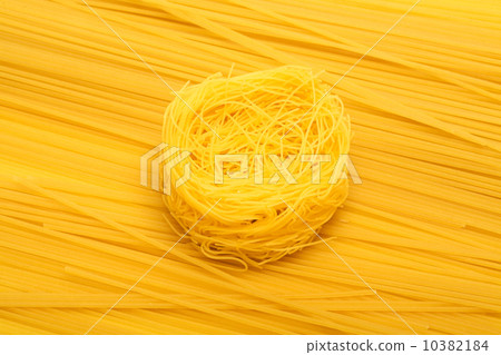 pasta pasta 10382184