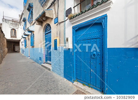 Streets of old Medina. Historical central part of Tanger city, M 10382909