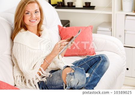 Smiling woman with tablet Smiling woman with tablet 10389025