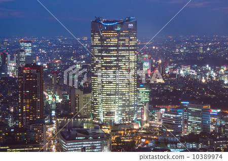 Night view of Roppongi Hills 10389974
