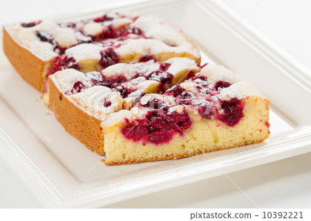 Homemade Organic Cherry Pie 10392221