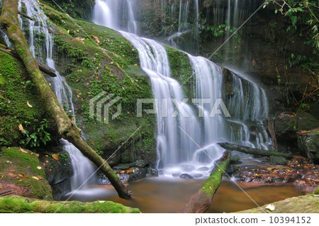 Man Dang Waterfall Man Dang Waterfall 10394152