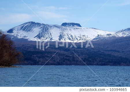 From Lake Shikotsu to Tarumaeyama 10394665