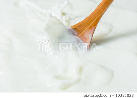 牛奶 10395828
