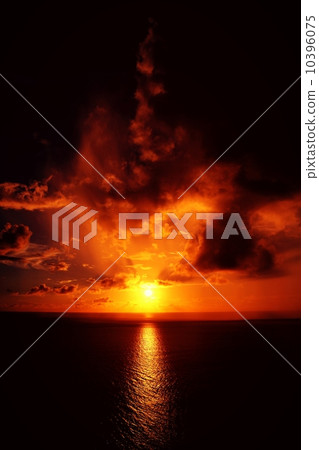 sunset, sunsets, fiery 10396075