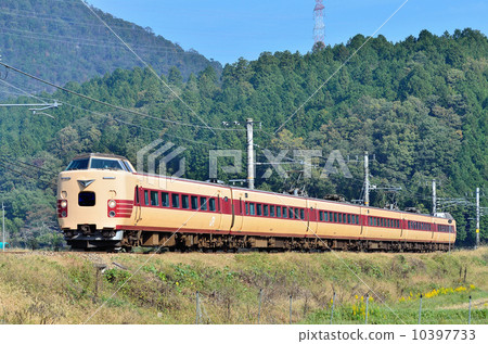 Railway train San-in main line Kyoto mouth 381 series Sonobe - Funaoka burying Shinkansen express train express JR West Japan Sagano line 10397733