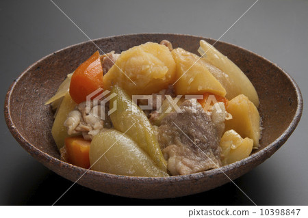 肉和土豆 10398847