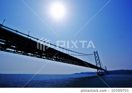 Akashi Kaikyo Bridge 10399701