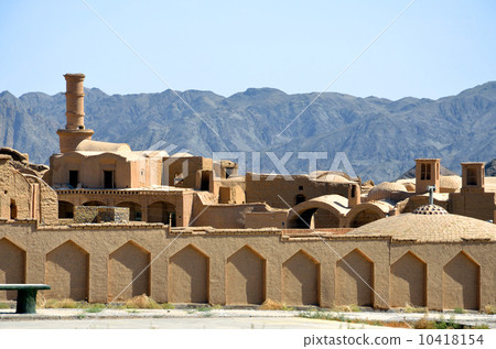Iran's Karanak Fortress Iran's Karanak Fortress 10418154